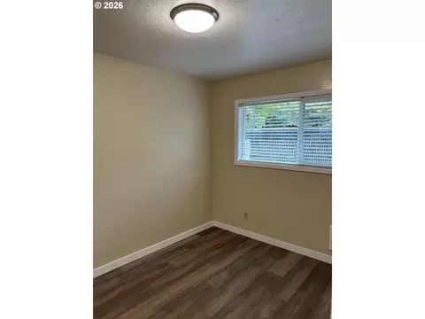 Bedroom - 18010 SE Langensand Rd, Sandy, OR 97055 photo 1 of 8