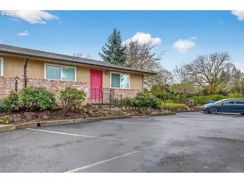 Exterior - 18010 SE Langensand Rd, Sandy, OR 97055 photo 4 of 12