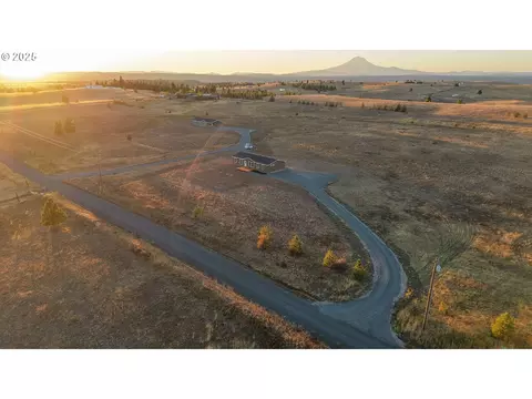 959 High Prairie Rd, Lyle, WA 98635