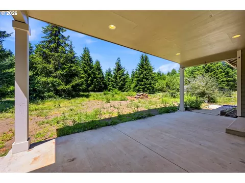 Exterior - 11855 SE Jed Ct, Sandy, OR 97055 photo 8 of 12