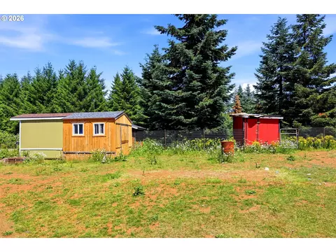 Exterior - 11855 SE Jed Ct, Sandy, OR 97055 photo 12 of 12