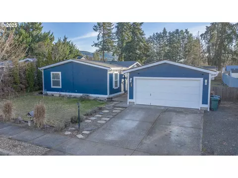 555 Kathleen Dr, Cottage Grove, OR 97424