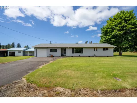 9250 Bewley Creek Rd, Tillamook, OR 97141