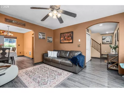 Other - 91051 Leashore Dr, Vida, OR 97488 photo 3 of 10