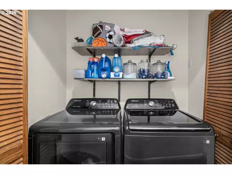 Other - 91051 Leashore Dr, Vida, OR 97488 photo 8 of 10