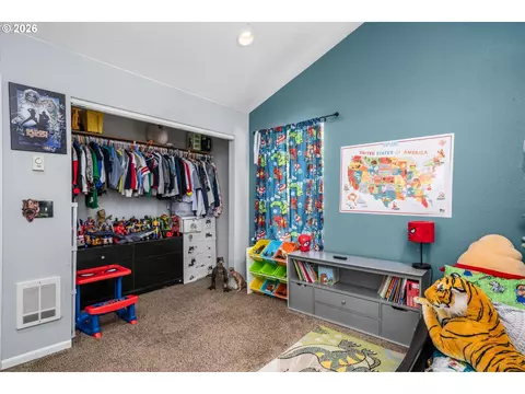 Other - 91051 Leashore Dr, Vida, OR 97488 photo 6 of 10