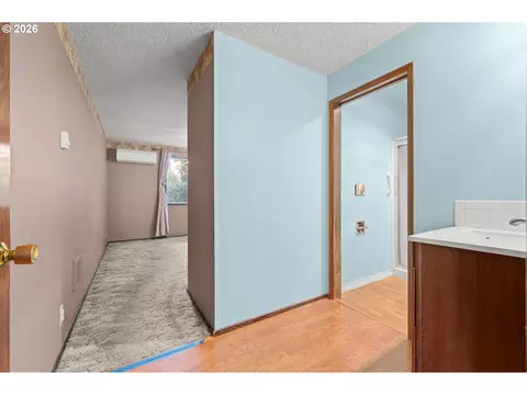 Entry Way - 2215 Princeton Dr, Eugene, OR 97405 photo 1 of 2