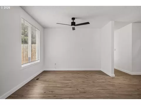 Living - 3003 NE Hale Ave, Gresham, OR 97030 photo 9 of 9