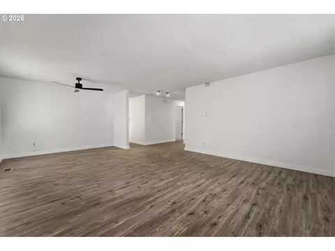Living - 3003 NE Hale Ave, Gresham, OR 97030 photo 8 of 9