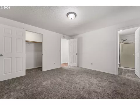 Bedroom - 3003 NE Hale Ave, Gresham, OR 97030 photo 2 of 7
