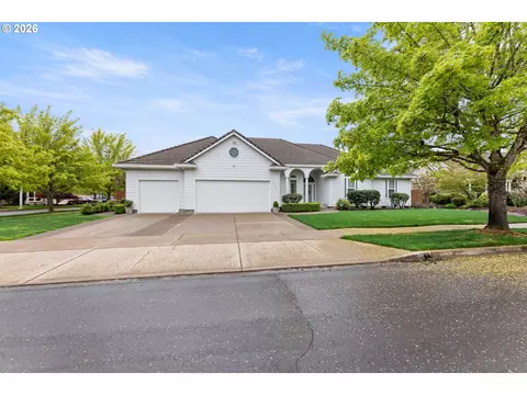 1702 NW Troon Ct, Mcminnville, OR 97128