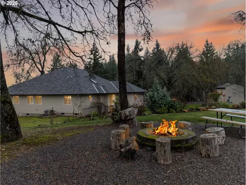 Exterior - 12345 S Fox Rd, Molalla, OR 97038 photo 11 of 11