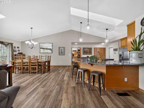 Other - 12345 S Fox Rd, Molalla, OR 97038 photo 2 of 10