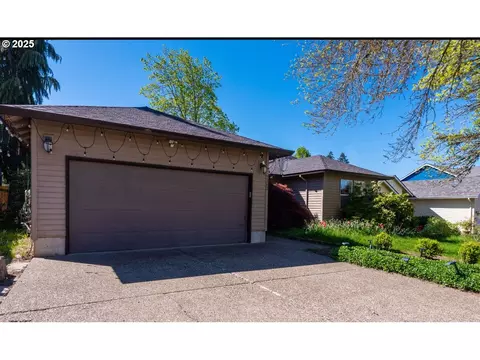 7383 SW Applegate Dr, Beaverton, OR 97007