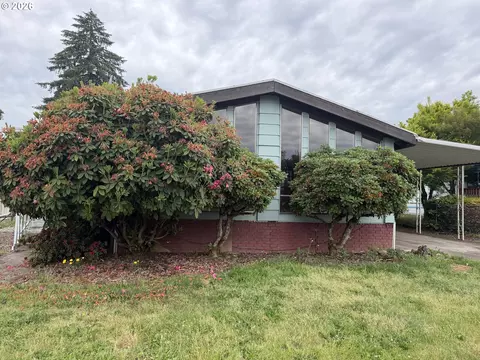 311 Creswood Dr, Creswell, OR 97426