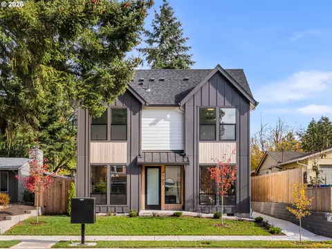 9704 SW 54th Ave, Portland, OR 97219