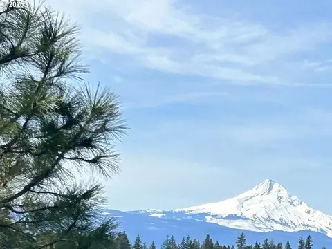 000 Knoll Ridge Rd, Lyle, WA 98635
