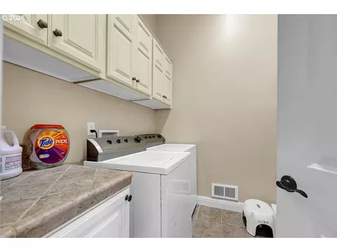 Other - 935 Hemlock St, Florence, OR 97439 photo 2 of 2