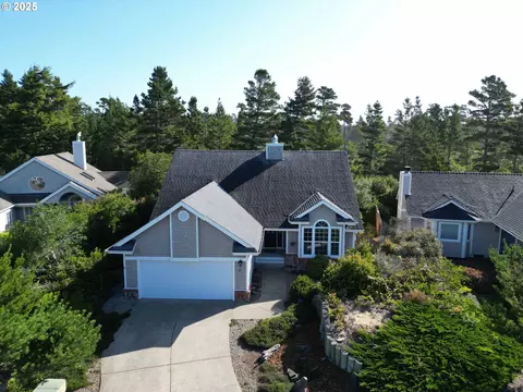 11 Mariners Ln, Florence, OR 97439