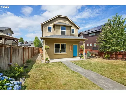 15599 Jewelberry Ave, Sandy, OR 97055