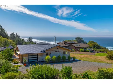 8455 San Dune Rd, Manzanita, OR 97130