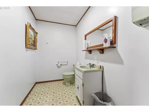 Bath - 407 E 2nd St, Rainier, OR 97048 photo 1 of 3