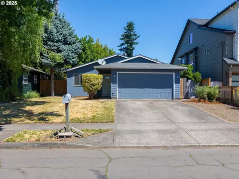 4549 SE Knapp St, Portland, OR 97206