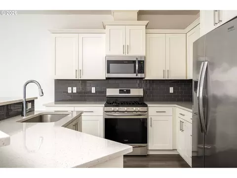 Kitchen - 835 S 25th Ave, Cornelius, OR 97113 photo 1 of 4