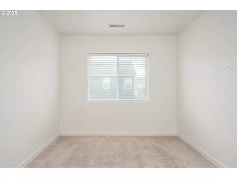 Bedroom - 835 S 25th Ave, Cornelius, OR 97113 photo 4 of 5