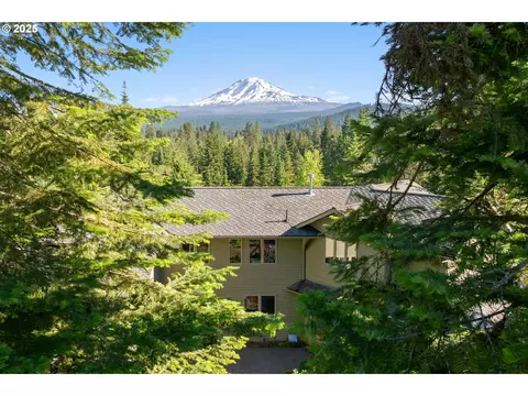 165 Stadelman Dr, Trout Lake, WA 98650