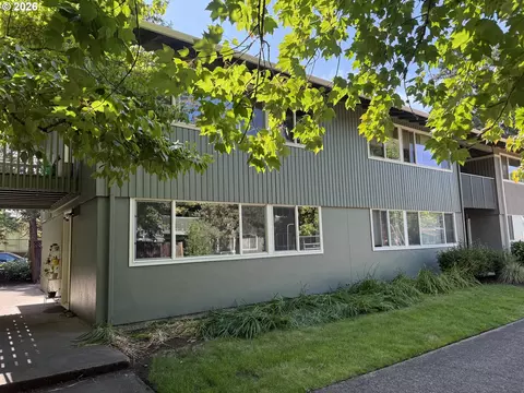 1735 Cleveland Pl, Eugene, OR 97402 photo 8