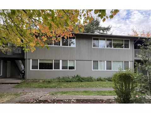 1735 Cleveland Pl, Eugene, OR 97402