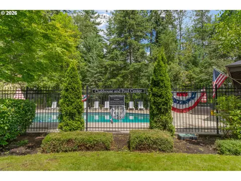 Exterior - 101 Westbrook Way, Eugene, OR 97405 photo 5 of 9