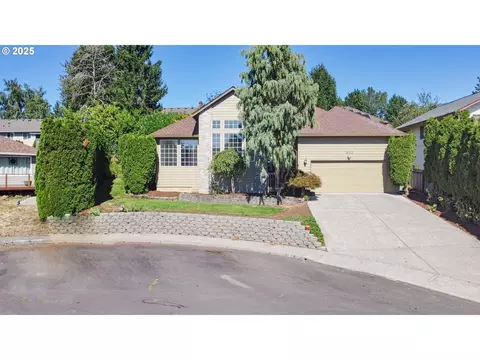 13102 SE 26th St, Vancouver, WA 98683