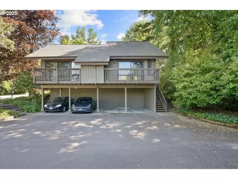 7752 SW Barnes Rd #B, Portland, OR 97225