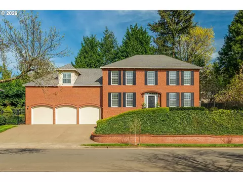 11864 SE Hunter Dr, Happy Valley, OR 97086