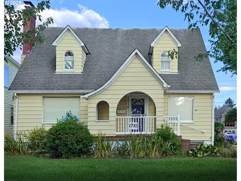 1710 NE Cottage St, Salem, OR 97301