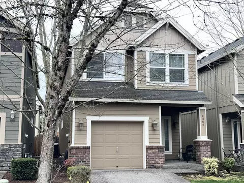 4564 SE Olivewood St, Hillsboro, OR 97123