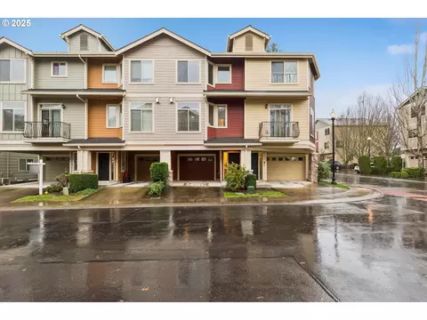 406 NE Patricia Ann Pl, Hillsboro, OR 97006