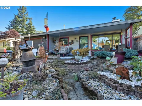 9720 SE 74th Ave, Milwaukie, OR 97222