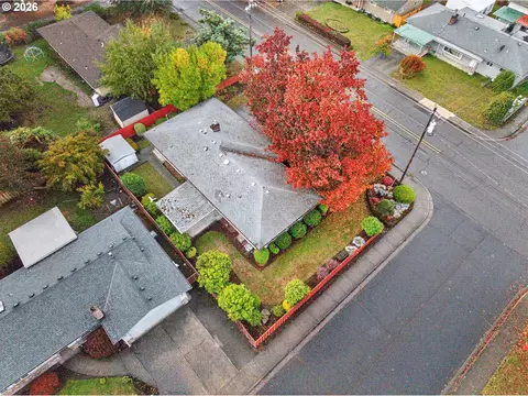 View/Area - 424 S 10th Ave, Cornelius, OR 97113 photo 3 of 7