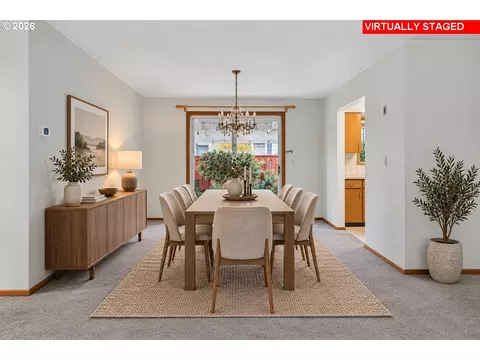 Dining - 424 S 10th Ave, Cornelius, OR 97113 photo 1 of 2