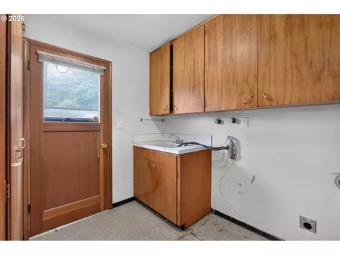Other - 424 S 10th Ave, Cornelius, OR 97113 photo 4 of 5
