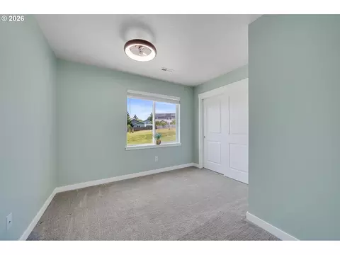 Bedroom - 1475 Emerald Ln, Netarts, OR 97143 photo 3 of 5