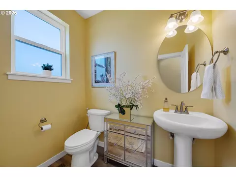 Bath - 1475 Emerald Ln, Netarts, OR 97143 photo 3 of 5