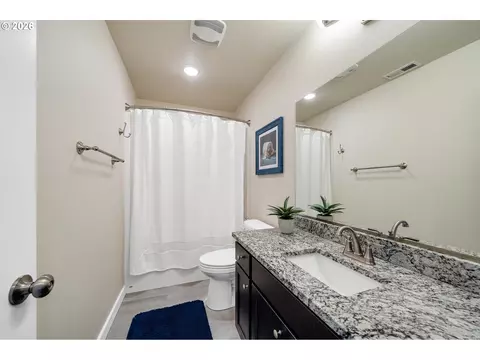 Bath - 1475 Emerald Ln, Netarts, OR 97143 photo 5 of 5