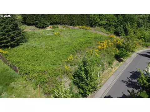 Wendell Ln, Eugene, OR 97405 photo 5