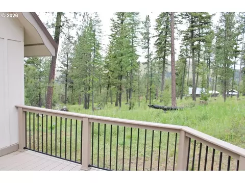 Exterior - 74926 Badger Ln, Heppner, OR 97836 photo 1 of 4