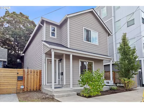 570 NE 55th Ave, Portland, OR 97213