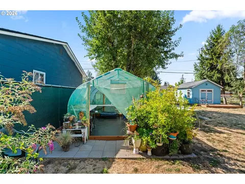 Other - 849 L St, Springfield, OR 97477 photo 8 of 10